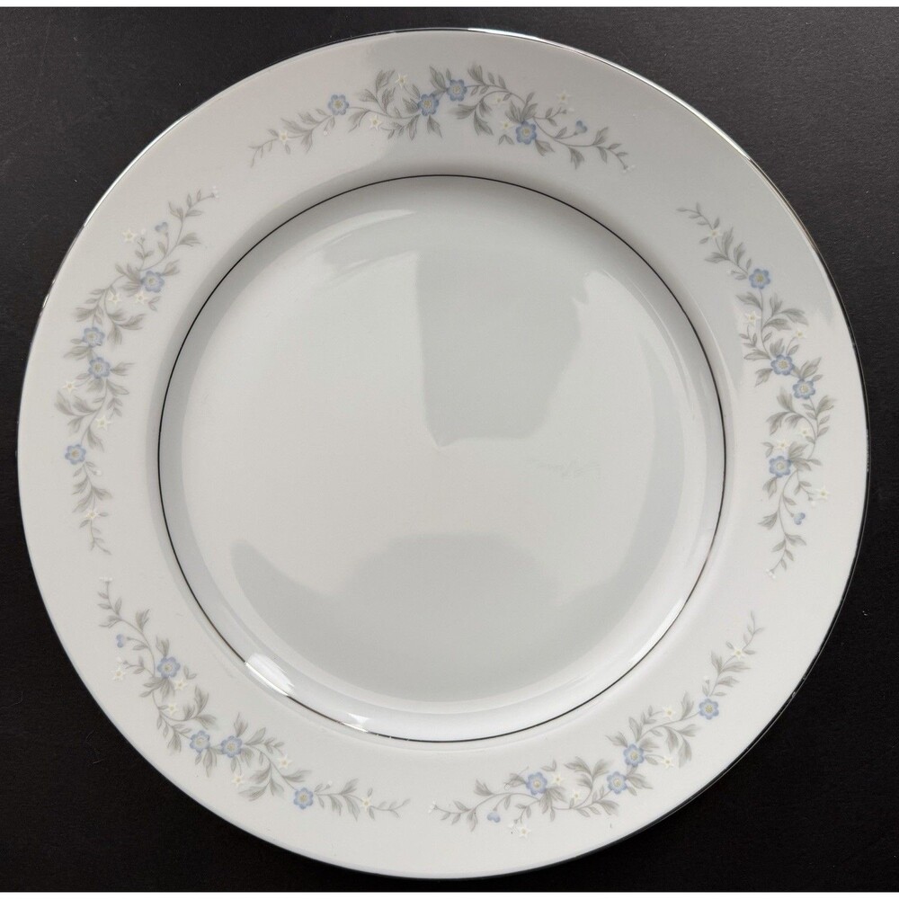 Vintage Forget Me Knot Blue by Japan, Dinner Plate,  Grannycore Cottagecore